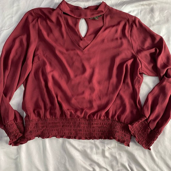 BOLD elements Burgundy Blouse with Keyhole Detail - Picture 1 of 5